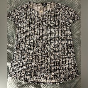 NEW - Jones New York Signature White/Black Blouse Top Size Medium - $59 Retail